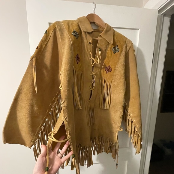 Leather fringe jacket - Picture 3 of 15